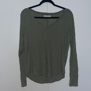 Aeropostale green long sleeve shirt.